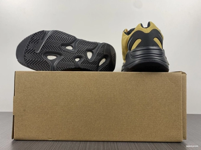 700 MNVN 'Honey GZ0717 Yeezy Flux' Boost 0803